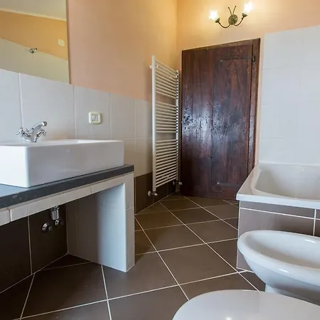 Borgo Colognola - Dimora Storica * Cenerente