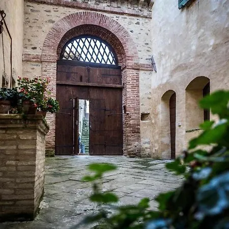 Borgo Colognola - Dimora Storica * Cenerente