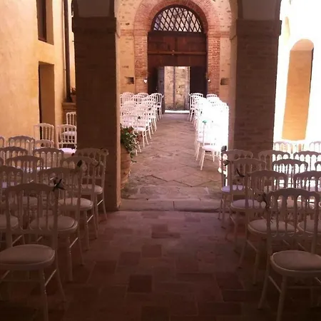 Borgo Colognola - Dimora Storica *